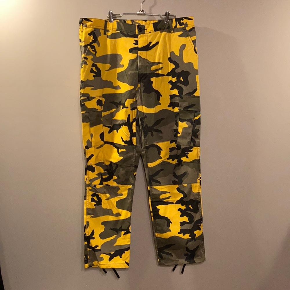 Rothko Yellow Camo Pants